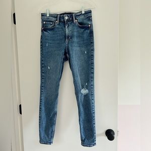 Gap Denim Women’s High Rise Universal Leggings Jeans Distressed Faded Size 6